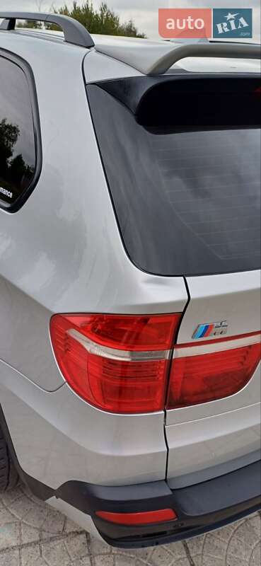 Внедорожник / Кроссовер BMW X5 2009 в Нетешине