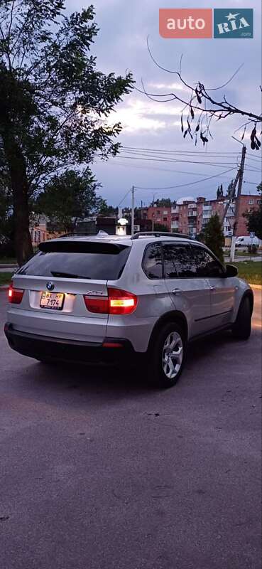 Внедорожник / Кроссовер BMW X5 2009 в Нетешине