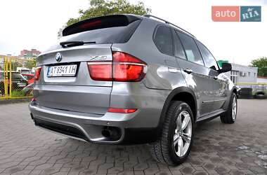 Позашляховик / Кросовер BMW X5 2011 в 