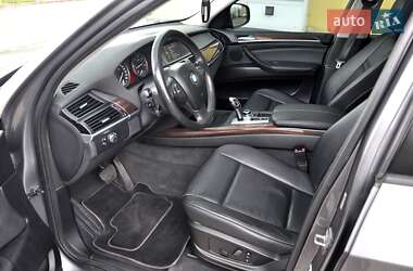 Позашляховик / Кросовер BMW X5 2011 в 