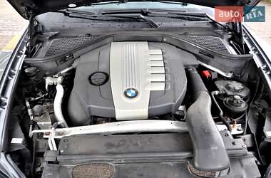 Позашляховик / Кросовер BMW X5 2011 в 
