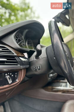 Внедорожник / Кроссовер BMW X5 2015 в 