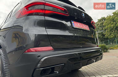 Позашляховик / Кросовер BMW X5 2019 в 