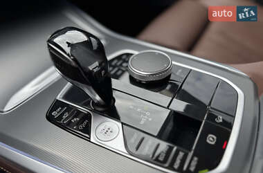 Позашляховик / Кросовер BMW X5 2019 в 