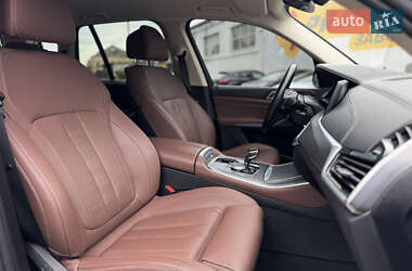 Позашляховик / Кросовер BMW X5 2019 в 