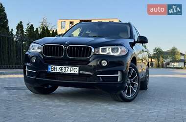 Внедорожник / Кроссовер BMW X5 2015 в 