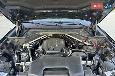 Внедорожник / Кроссовер BMW X5 2015 в 