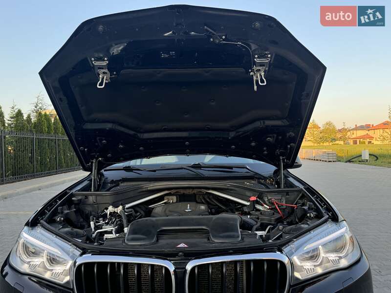Позашляховик / Кросовер BMW X5 2015 в Одесі