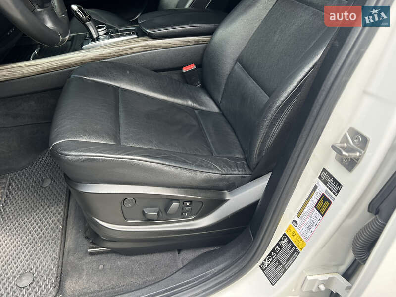 Внедорожник / Кроссовер BMW X5 2011 в Днепре