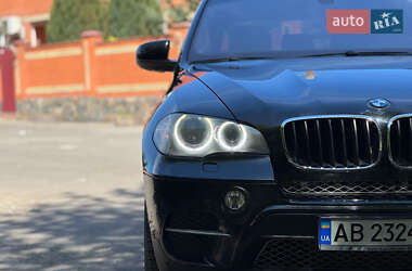 Позашляховик / Кросовер BMW X5 2010 в 