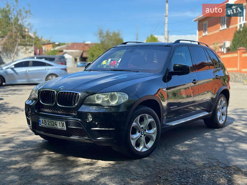 Позашляховик / Кросовер BMW X5 2010 в 