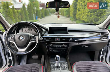 Позашляховик / Кросовер BMW X5 2015 в 