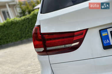 Позашляховик / Кросовер BMW X5 2015 в 