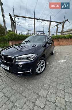 Позашляховик / Кросовер BMW X5 2014 в Чернівцях