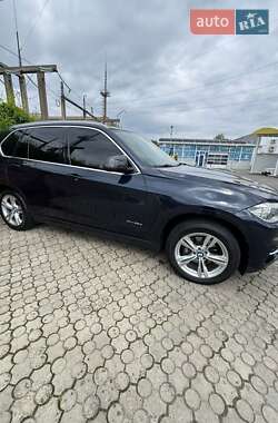 Позашляховик / Кросовер BMW X5 2014 в 