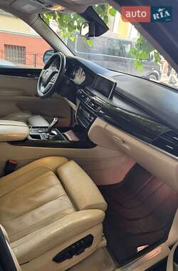 Позашляховик / Кросовер BMW X5 2014 в 