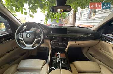 Позашляховик / Кросовер BMW X5 2014 в 