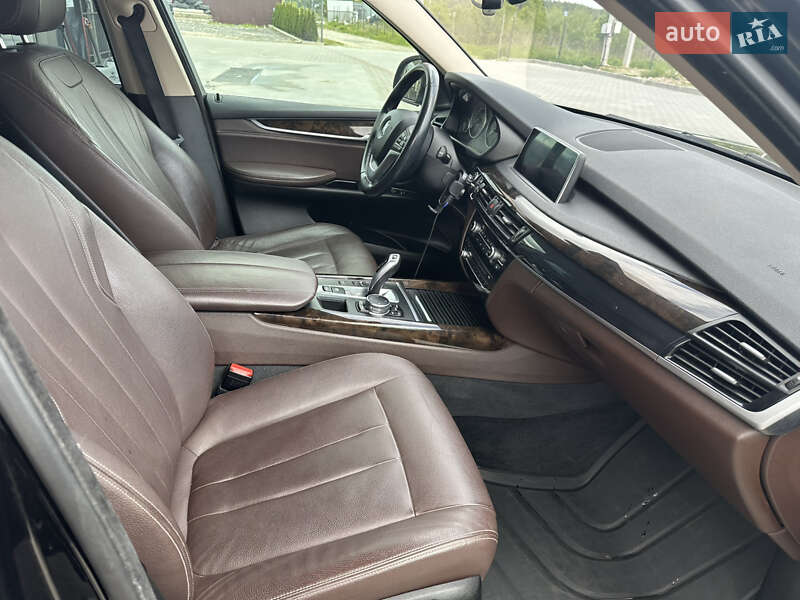 Внедорожник / Кроссовер BMW X5 2015 в Львове