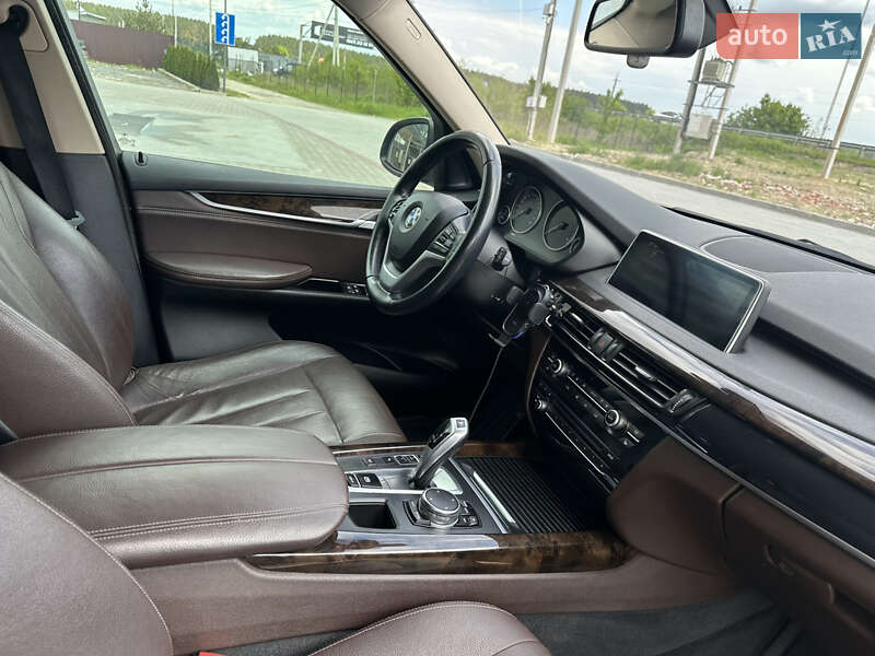 Внедорожник / Кроссовер BMW X5 2015 в Львове