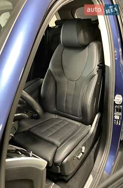 Позашляховик / Кросовер BMW X5 2021 в 