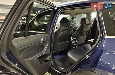 Позашляховик / Кросовер BMW X5 2021 в 