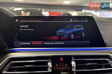 Позашляховик / Кросовер BMW X5 2021 в 