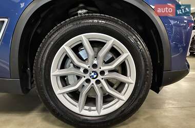 Позашляховик / Кросовер BMW X5 2021 в 