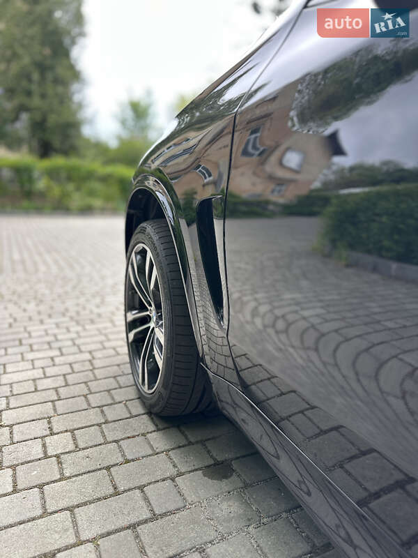 Внедорожник / Кроссовер BMW X5 2016 в Львове