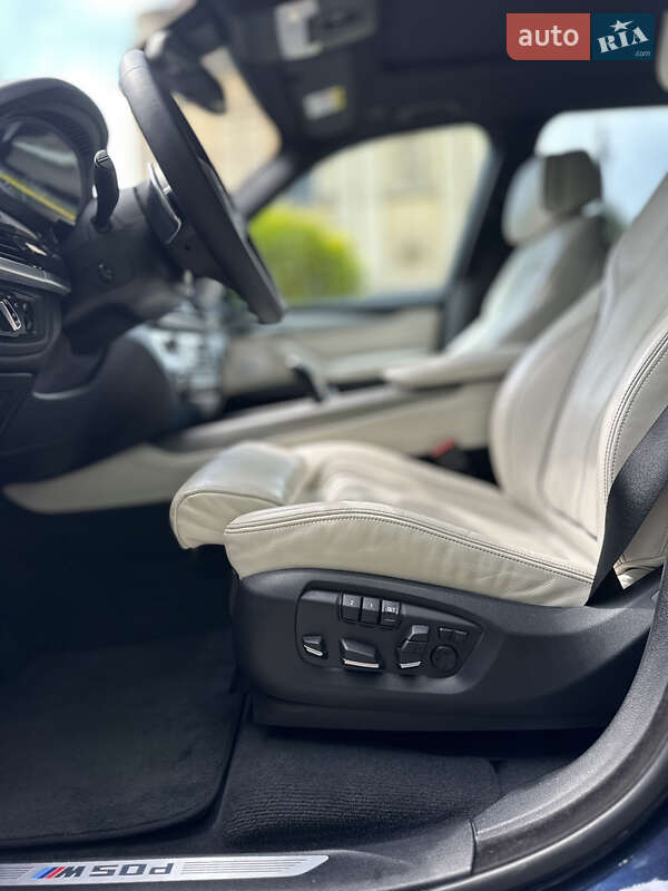 Внедорожник / Кроссовер BMW X5 2016 в Львове