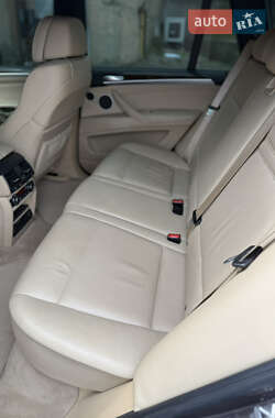 Внедорожник / Кроссовер BMW X5 2012 в 