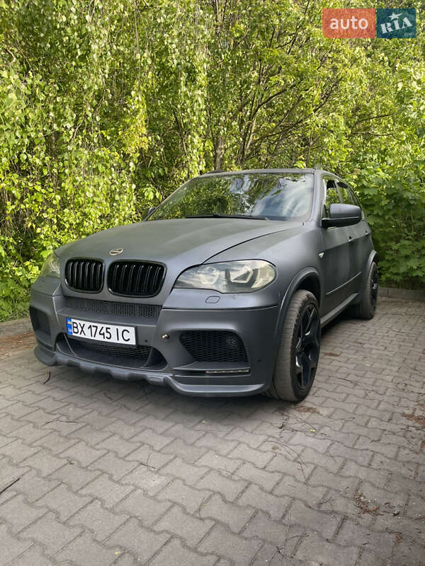 Внедорожник / Кроссовер BMW X5 2008 в 