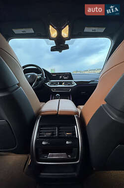 Внедорожник / Кроссовер BMW X5 2019 в 