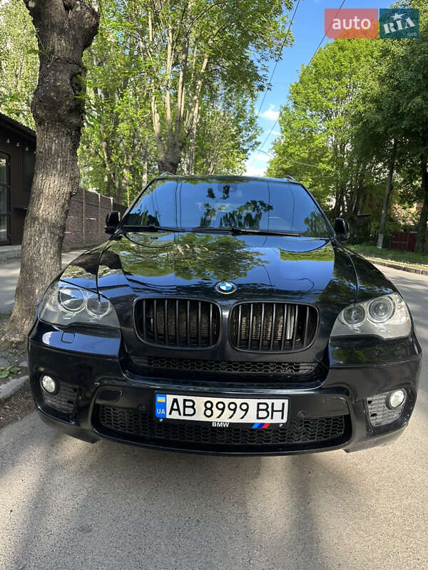 Позашляховик / Кросовер BMW X5 2011 в Вінниці