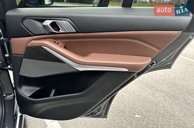 Позашляховик / Кросовер BMW X5 2021 в 