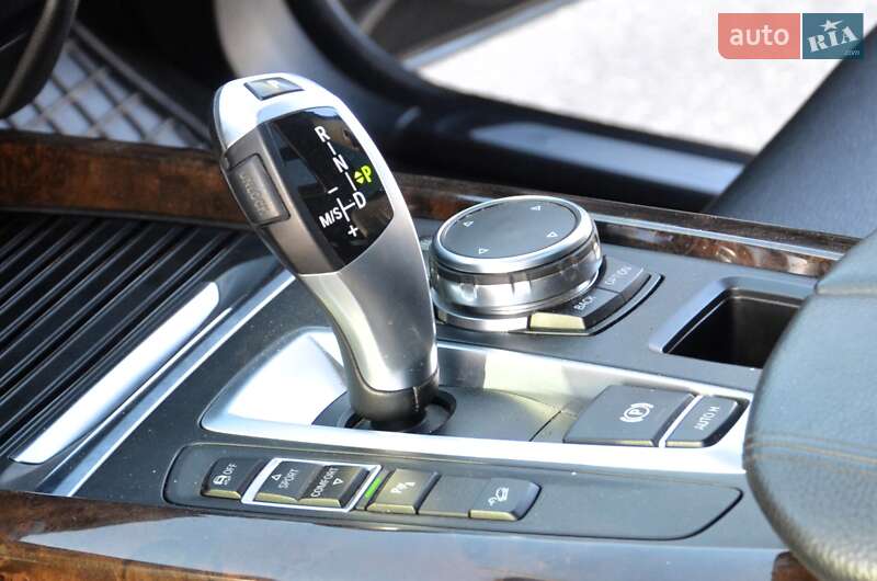 Позашляховик / Кросовер BMW X5 2015 в Києві