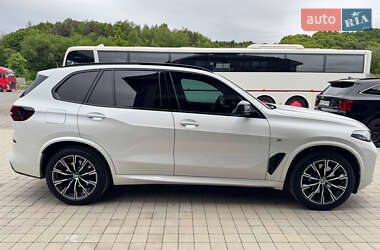 Позашляховик / Кросовер BMW X5 2023 в 