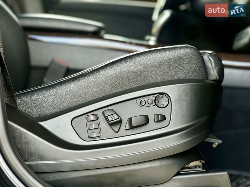 Внедорожник / Кроссовер BMW X5 2012 в Луцке