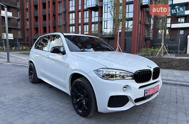 Позашляховик / Кросовер BMW X5 2016 в 