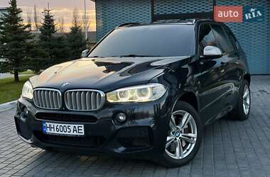 Позашляховик / Кросовер BMW X5 2013 в 