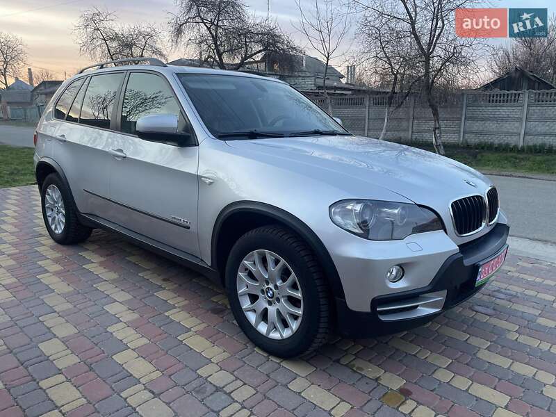 Позашляховик / Кросовер BMW X5 2009 в 
