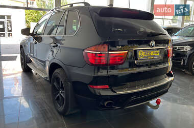 Позашляховик / Кросовер BMW X5 2011 в 