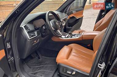 Позашляховик / Кросовер BMW X5 2018 в 