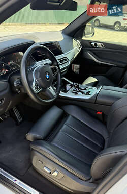 Позашляховик / Кросовер BMW X5 2022 в 