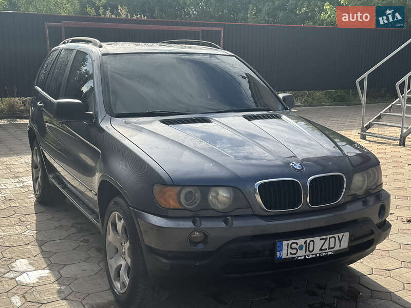 Внедорожник / Кроссовер BMW X5 2003 в 