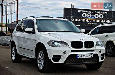 Позашляховик / Кросовер BMW X5 2012 в 
