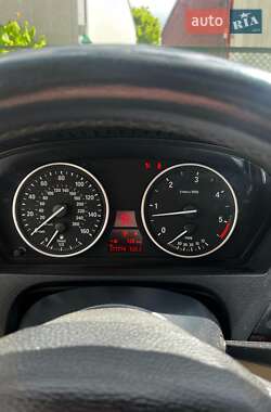 Позашляховик / Кросовер BMW X5 2010 в 
