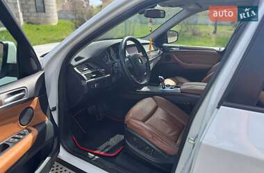 Позашляховик / Кросовер BMW X5 2009 в 