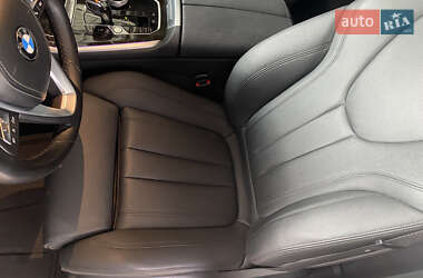 Внедорожник / Кроссовер BMW X5 2019 в 