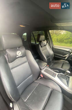 Позашляховик / Кросовер BMW X5 2003 в 