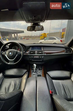 Внедорожник / Кроссовер BMW X5 2010 в 